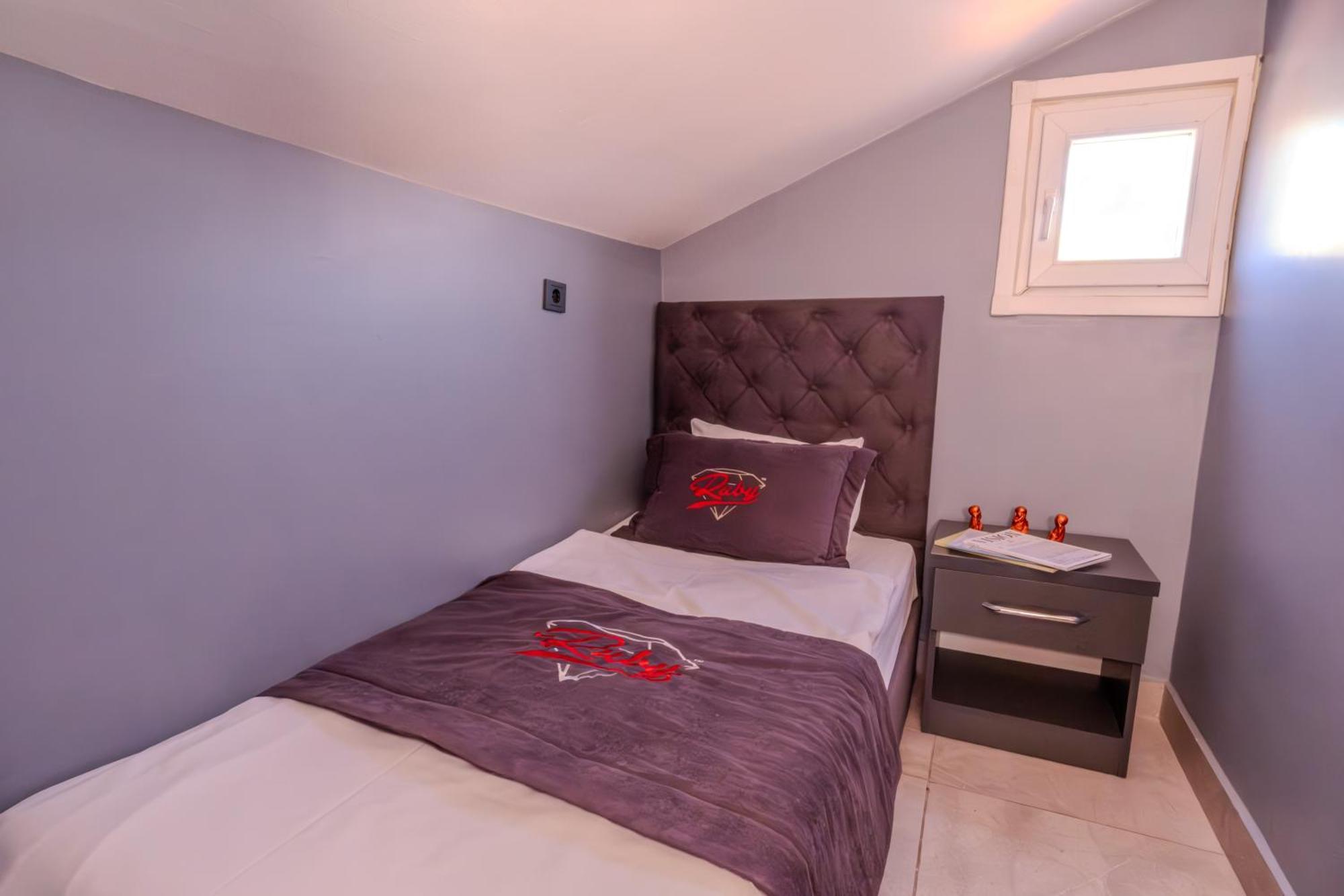 Ruby Hotel Istanbul Ngoại thất bức ảnh